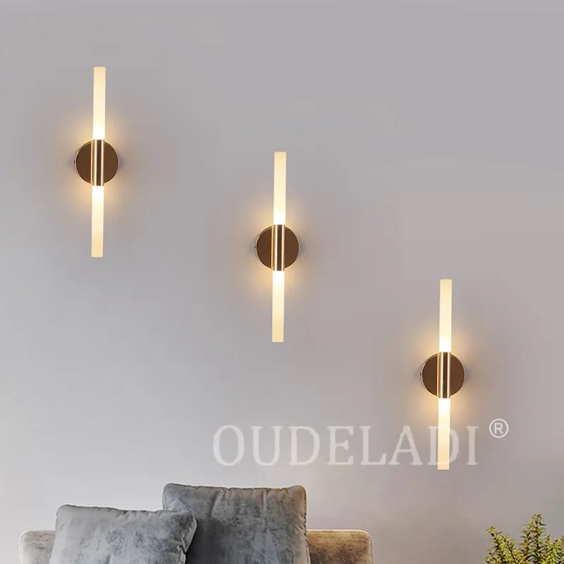 Lampes murales LED en tube métallique - L'Atelier Imbert