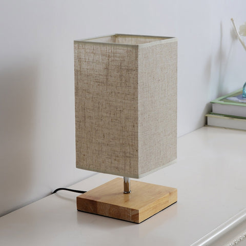 Lampe de chevet avec socle en bois