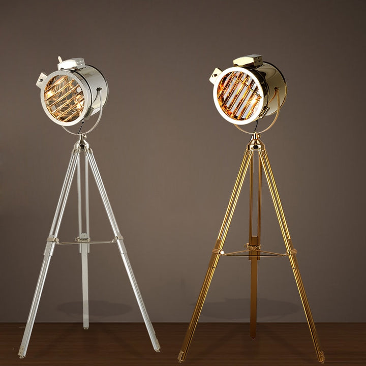 Lampadaire trépied projecteur métal et en bois argenté et doré - L'Atelier Imbert